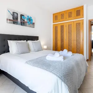 Apartment Sea-front 1' Min! - With Ac & Wifi, Quarteira